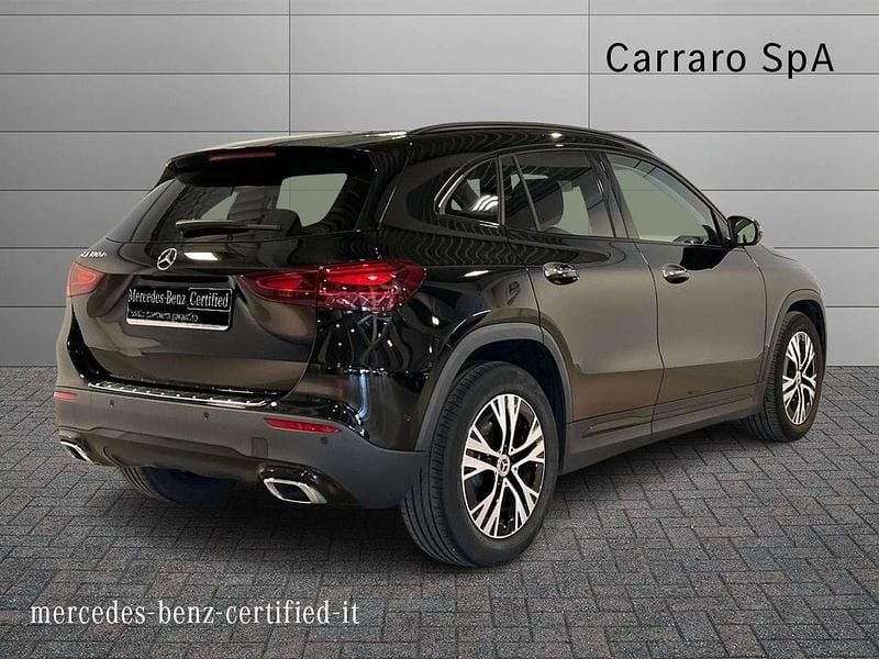 Usata Mercedes GLA180 Advanced Plus 116 CV (85 kW) 2023 Nero SUV