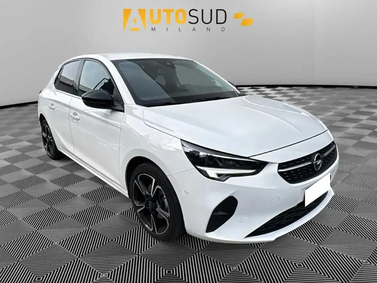 Usata Opel Corsa Elegance 101 CV (74 kW) 2023 Bianco Utilitaria