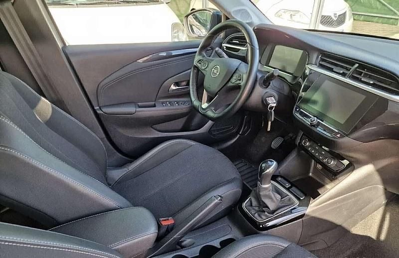 Usata Opel Corsa Elegance 101 CV (74 kW) 2021 Nero Utilitaria