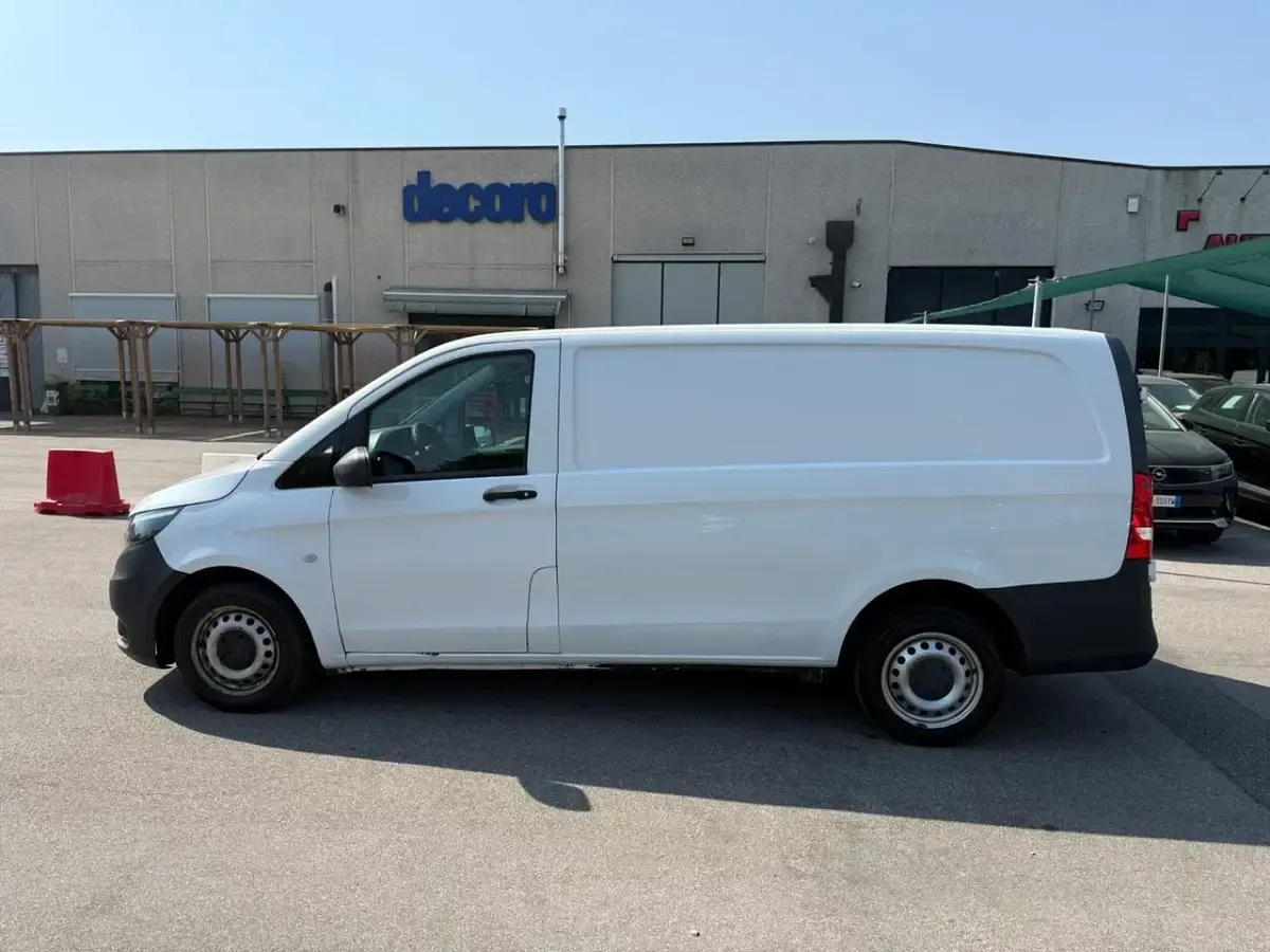 Usata Mercedes Vito 114 CV (83 kW) 2017 Bianco Furgone