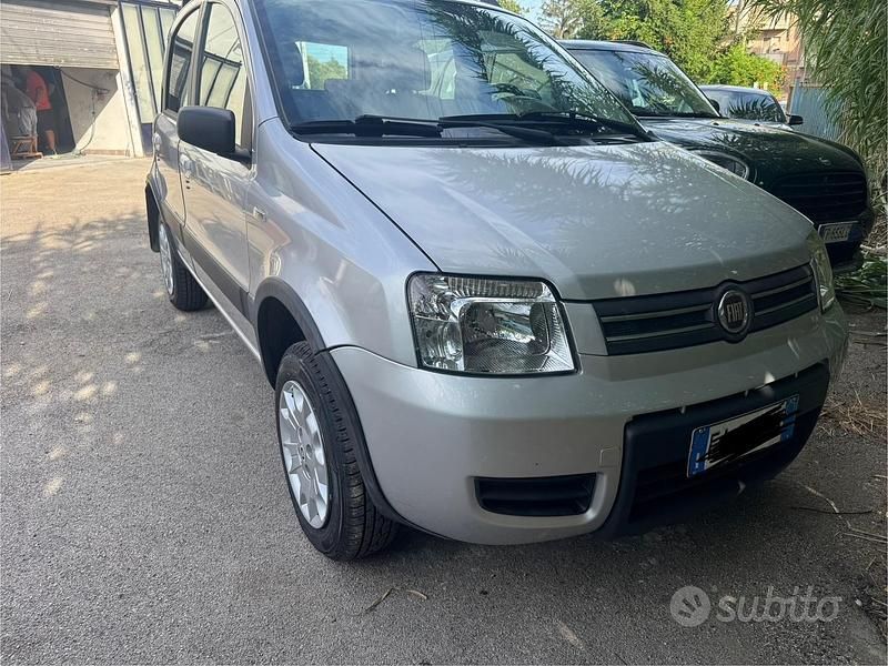Grigio Usata 2008 Fiat Panda 4x4 Due volumi | 6800 € - Immagine 1/4