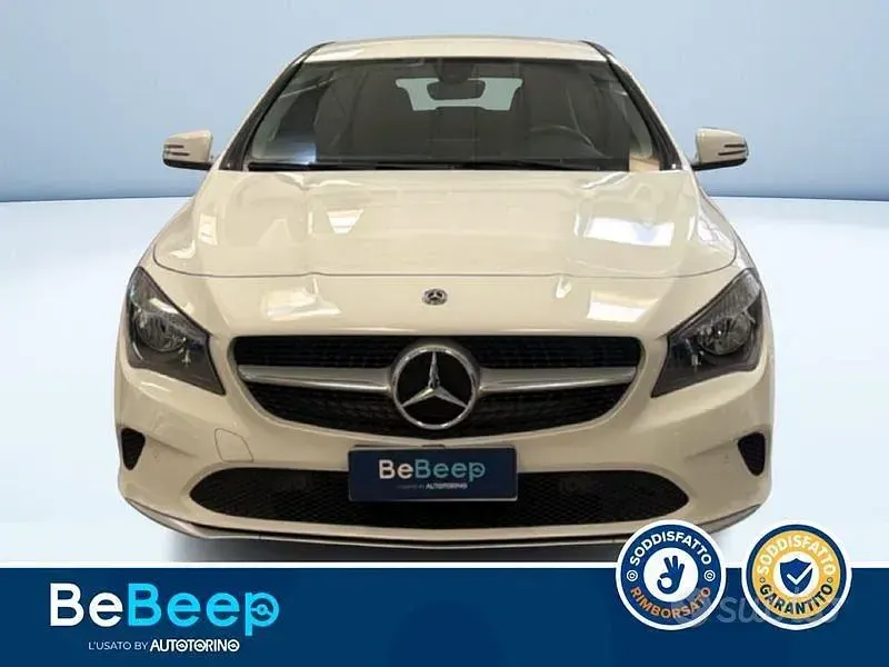 Usata Mercedes CLA180 109 CV (80 kW) 2017 Bianco Berlina