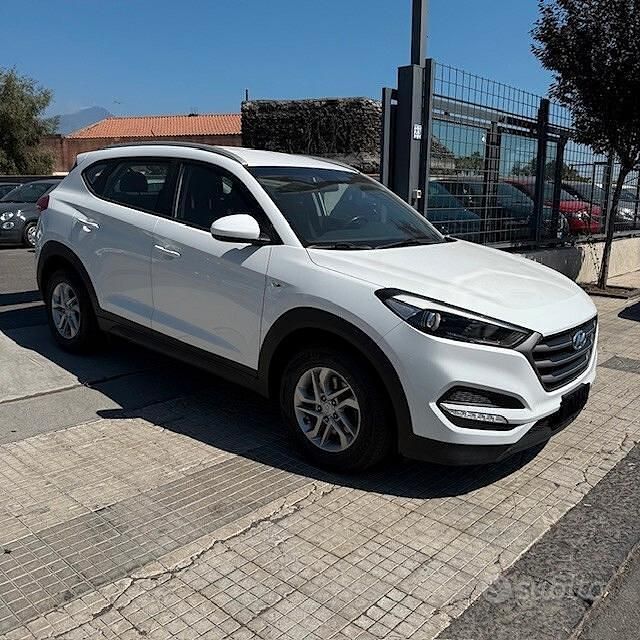 Usata Hyundai Tucson Edition 116 CV (85 kW) 2018 Bianco SUV