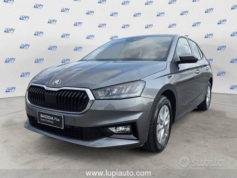Grigio Usata 2024 Skoda Fabia Selection Tre volumi | 14.600 € (Ottimo prezzo) - Immagine 1/4