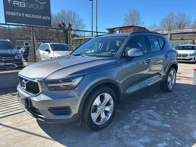 Usata Volvo XC40 R-Design 150 CV (110 kW) 2018 Grigio SUV