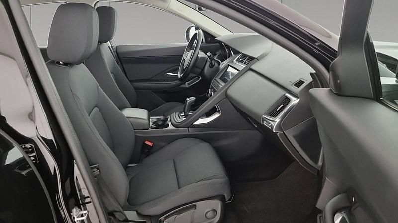 Usata Jaguar E-Pace 2020 Narvik black SUV