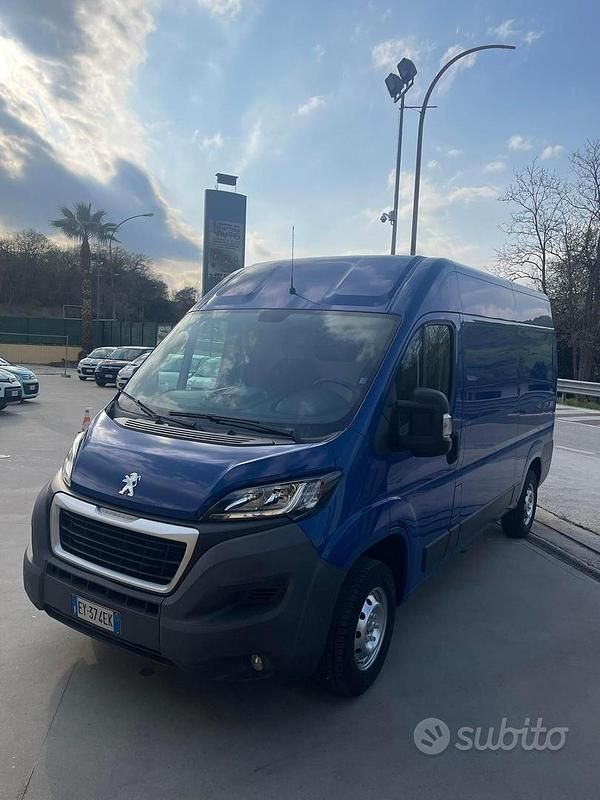 Usata Peugeot Boxer 131 CV (96 kW) 2015 Blu Furgone