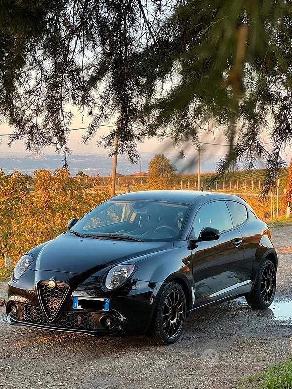 Usata Alfa Romeo MiTo Super 95 CV (69 kW) 2018 Nero Utilitaria