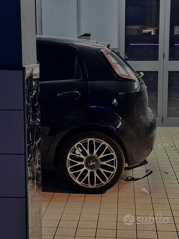 Usata Fiat Punto Evo 75 CV (55 kW) 2010 Nero Utilitaria