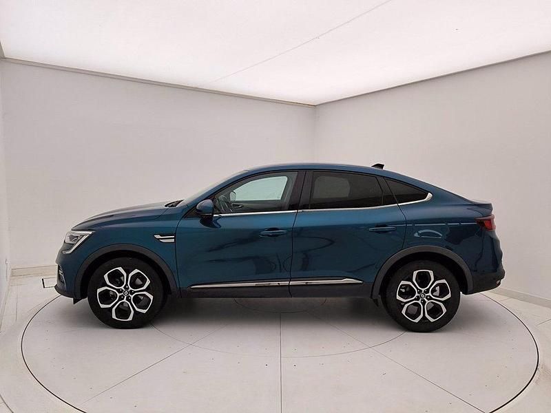 Usata Renault Arkana Techno 145 CV (106 kW) 2022 Blu scuro SUV