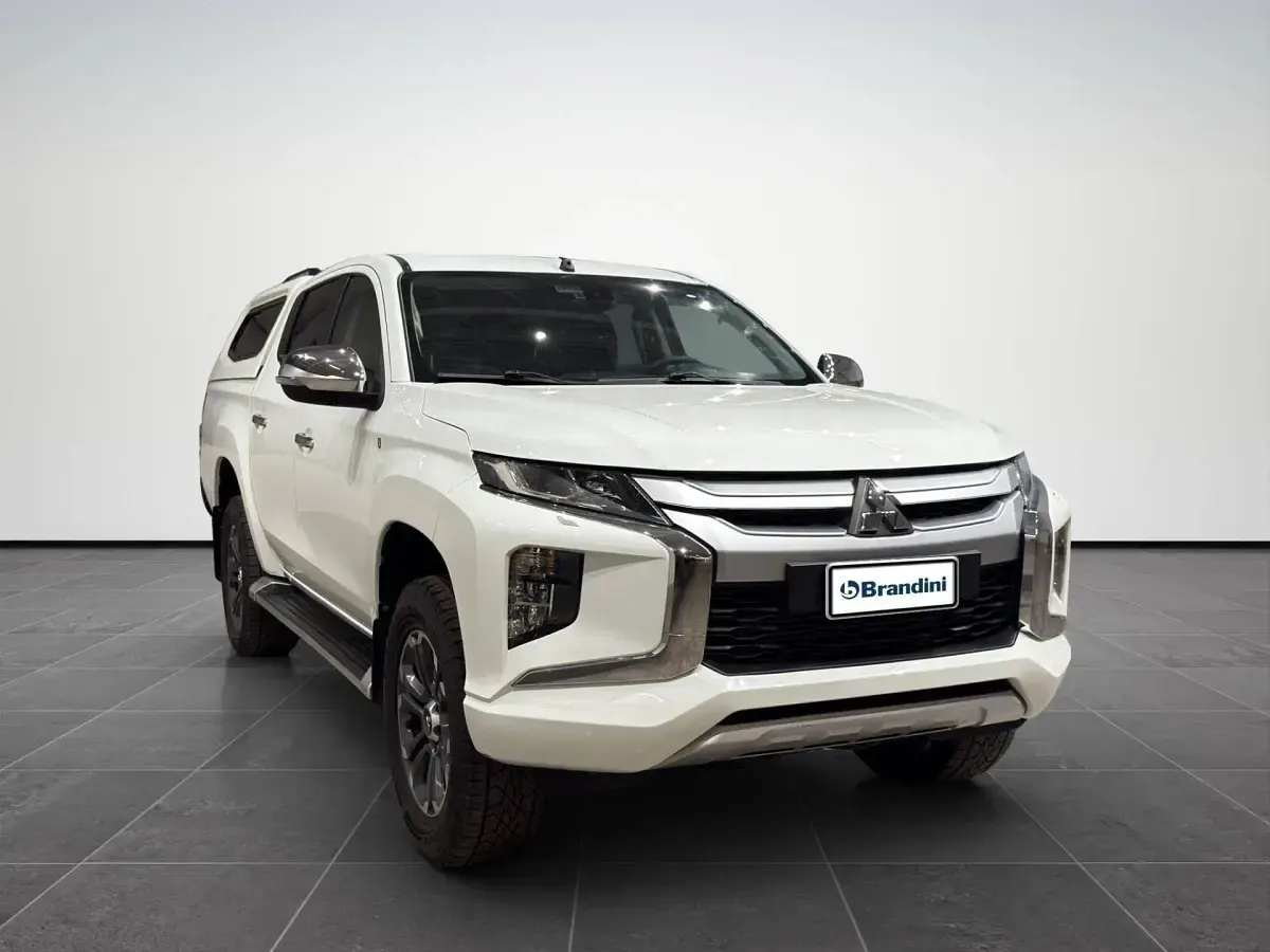 Usata Mitsubishi L200 Intense 150 CV (110 kW) 2020 Bianco Pick-up