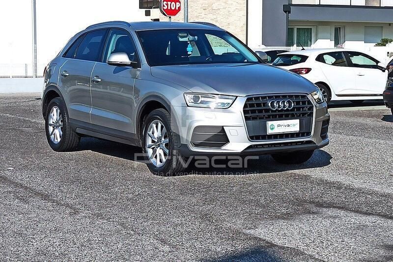 Usata Audi Q3 Business 150 CV (110 kW) 2016 Argento SUV