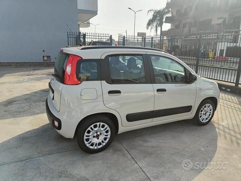 Usata Fiat Panda 69 CV (50 kW) 2014 Beige Utilitaria