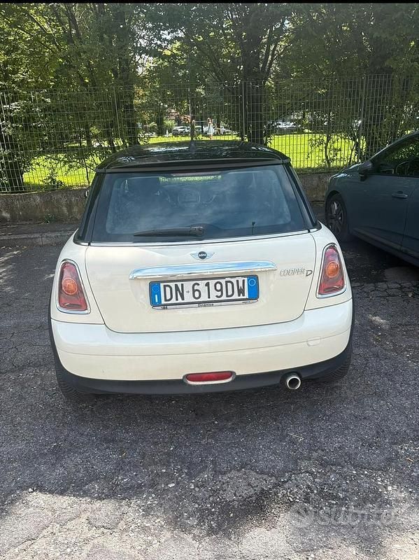 Usata Mini Cooper D 2008 Bianco Utilitaria