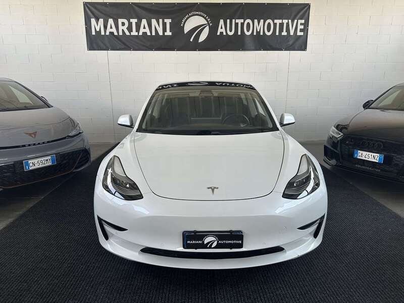 Bianco Usata 2021 Tesla Model 3 Performance Tre volumi | 27.900 € (Super prezzo) - Immagine 1/4