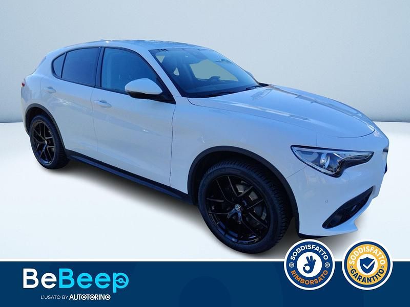 Usata Alfa Romeo Stelvio Executive 190 CV (139 kW) 2018 Bianco pastello SUV