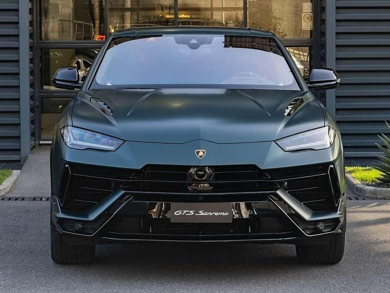 Usata Lamborghini Urus 650 CV (478 kW) 2023 Verde lares SUV