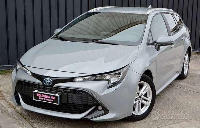 Usata Toyota Corolla Business Edition 98 CV (72 kW) 2022 Grigio Station wagon
