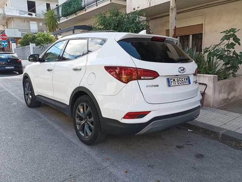 Begagnad Hyundai Santa Fe Xpossible 200 HK (147 kW) 2018 Vit SUV
