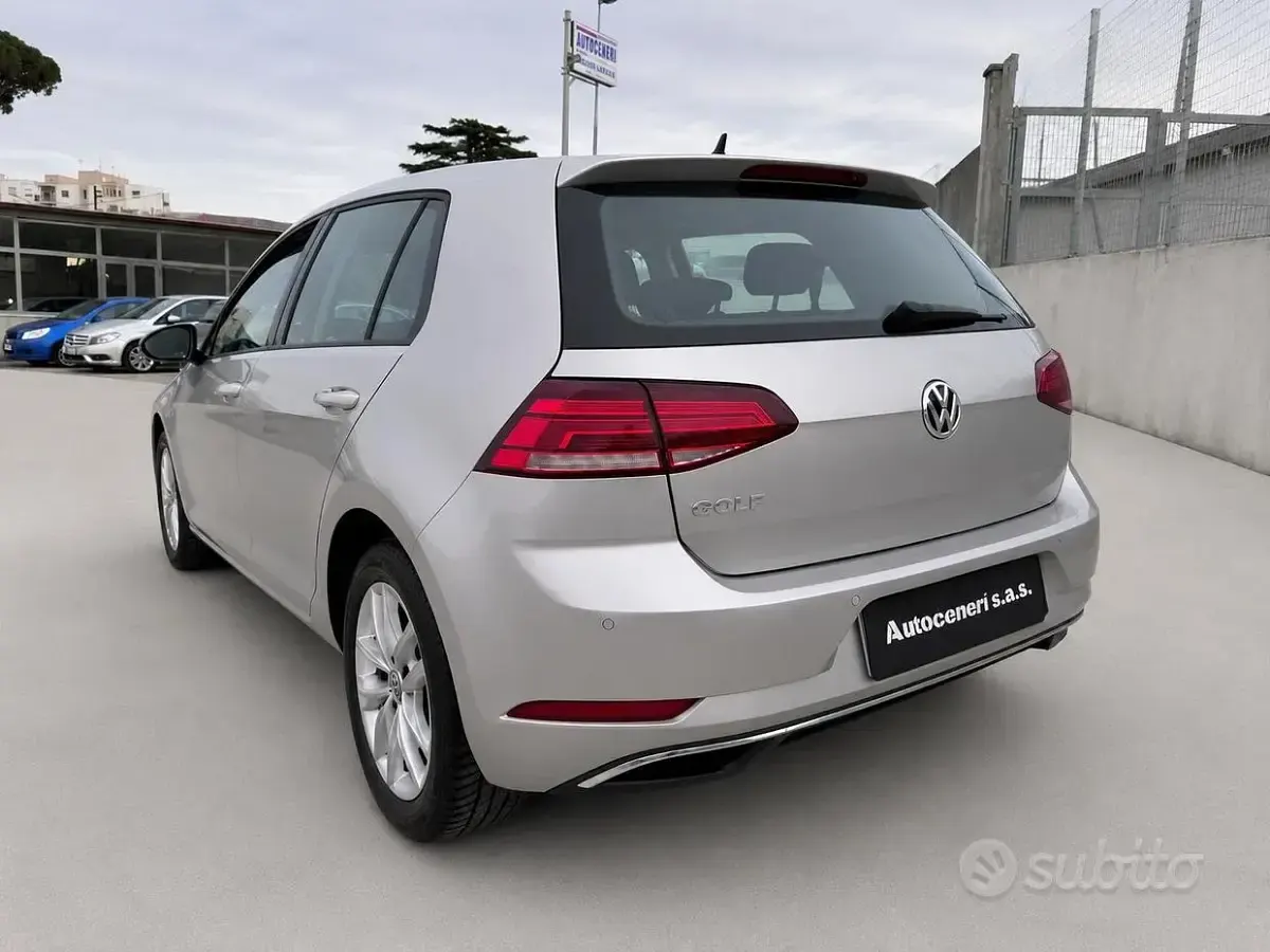 Usata VW Golf VII Business 116 CV (85 kW) 2019 Grigio Berlina