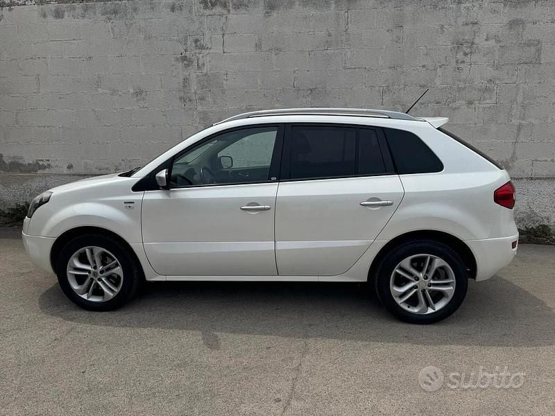 Usata Renault Koleos Bose Edition 150 CV (110 kW) 2011 Bianco SUV
