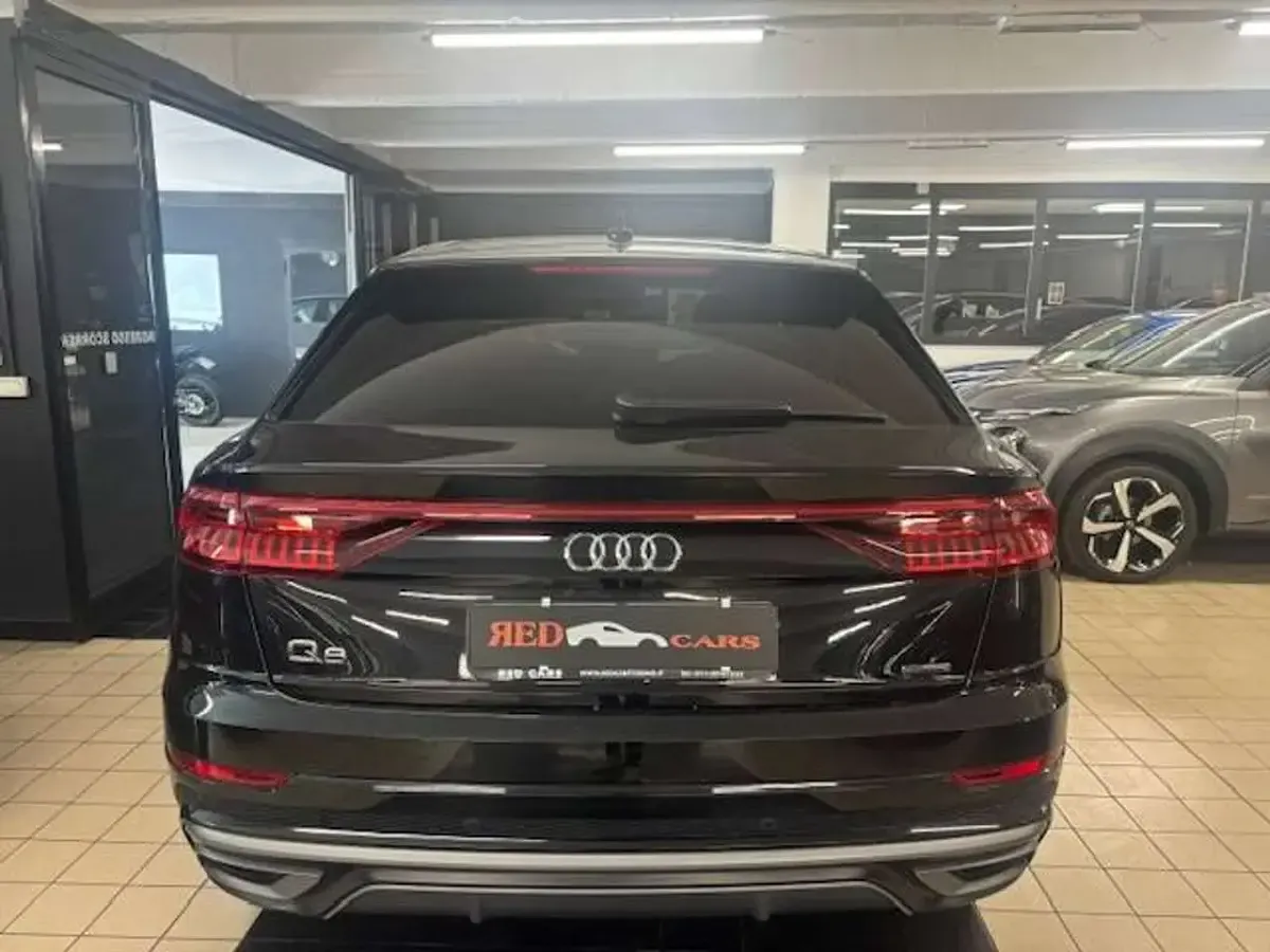 Usata Audi Q8 286 CV (210 kW) 2023 Nero SUV