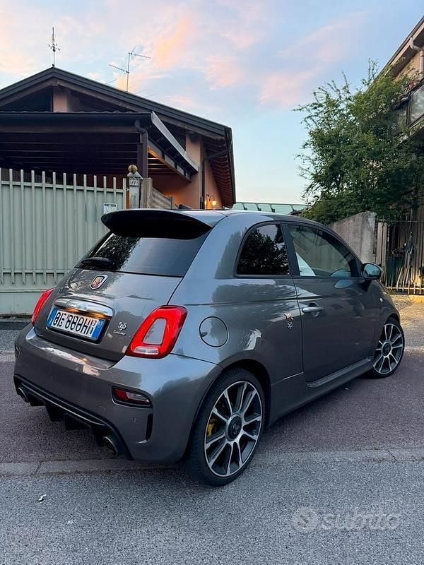 Usata Abarth 595 Turismo 165 CV (121 kW) 2022 Grigio Berlina
