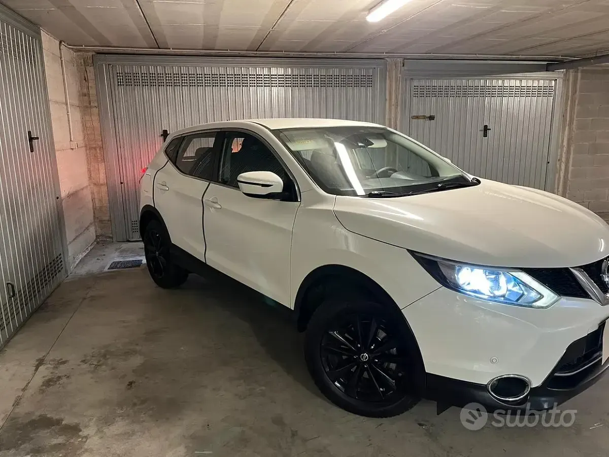 Usata Nissan Qashqai 115 CV (84 kW) 2014 Bianco SUV
