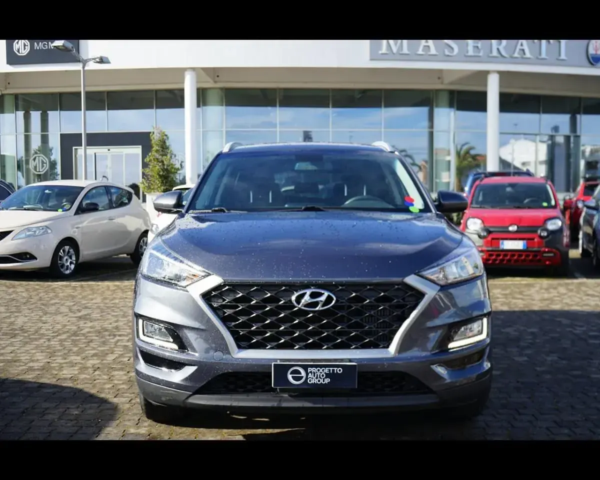 Usata Hyundai Tucson 116 CV (85 kW) 2018 Grigio metallizzato SUV