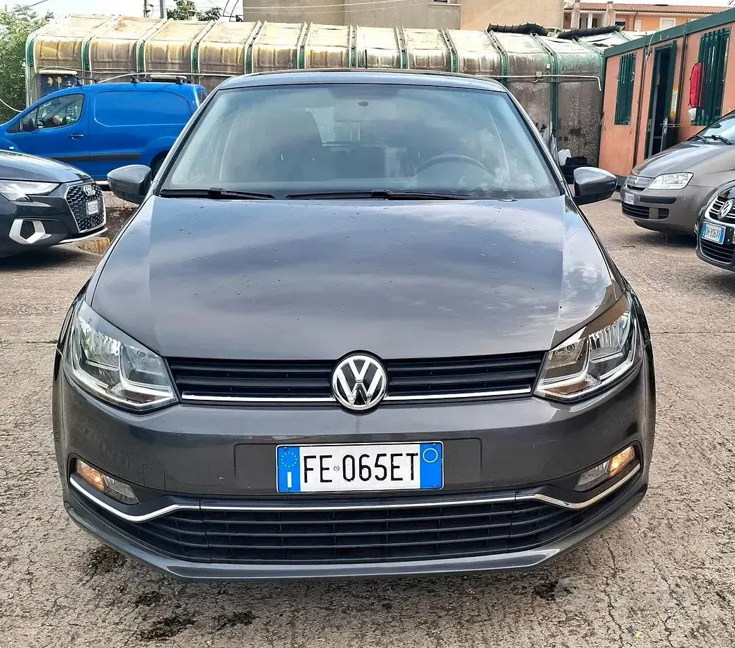 Usata VW Polo Business 75 CV (55 kW) 2016 Grigio Berlina