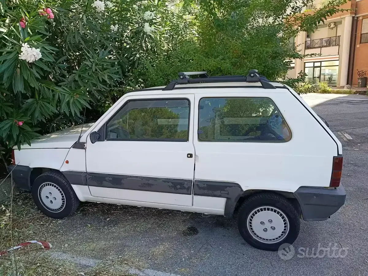 Usata Fiat Panda Young 54 CV (39 kW) 2003 Bianco Utilitaria