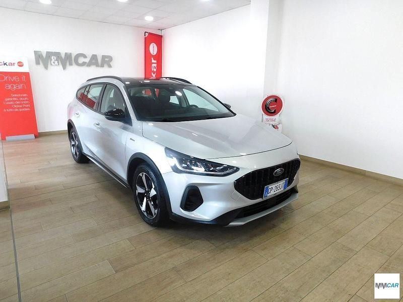 Usata Ford Focus Active 125 CV (91 kW) 2023 Argento Station wagon