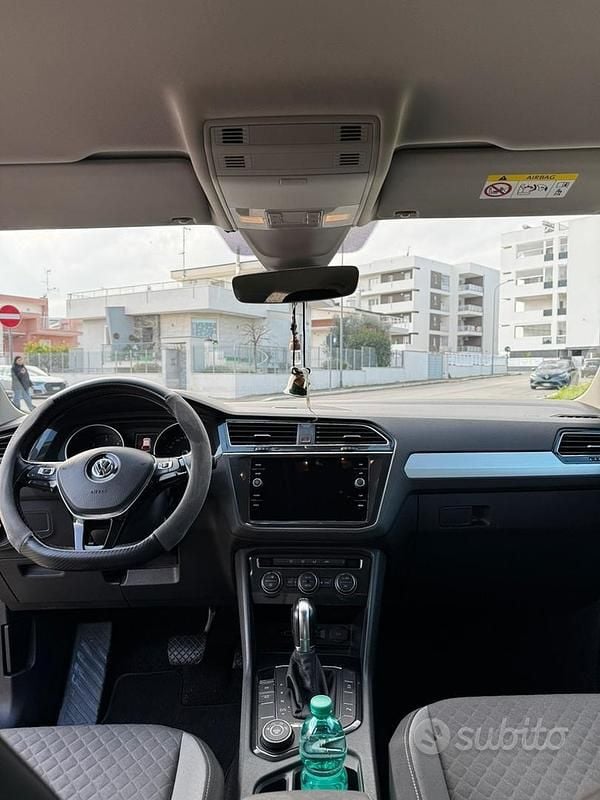 Usata VW Tiguan 150 CV (110 kW) 2019 Nero SUV