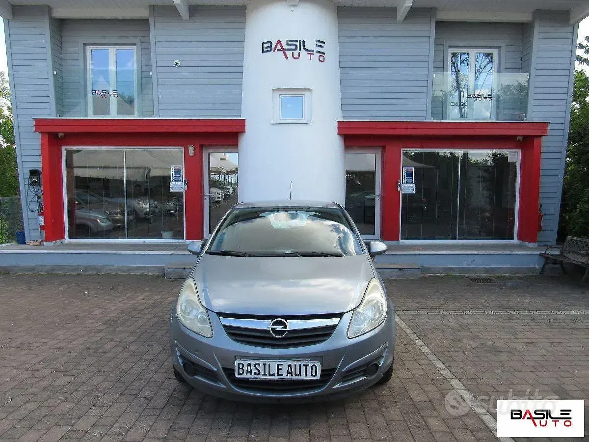 Usata Opel Corsa Enjoy 75 CV (55 kW) 2008 Utilitaria