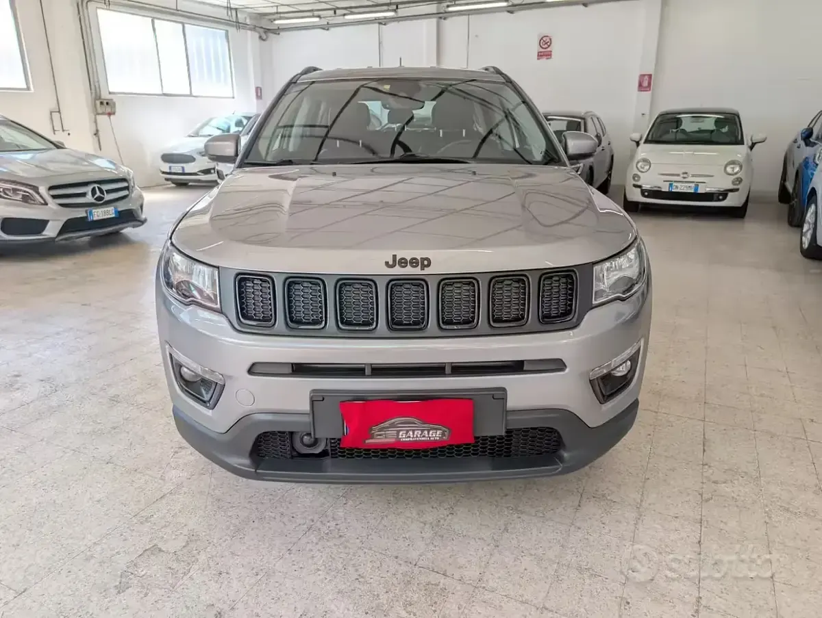 Usata Jeep Compass Night Eagle 140 CV (102 kW) 2020 Grigio SUV