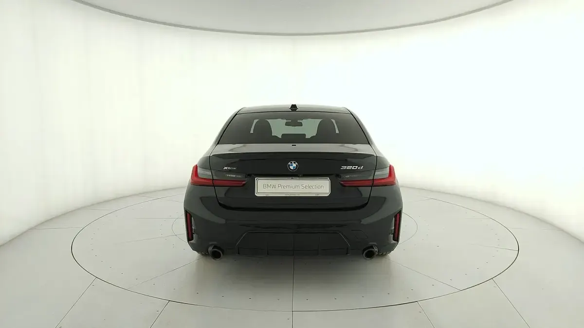 Usata BMW 320e M Sport 2025 Nero Berlina
