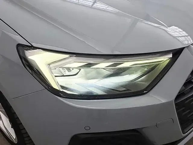 Usata Audi A1 Sportback Admired 110 CV (80 kW) 2022 Grigio freccia perlato  nero mito metallizzato Utilitaria
