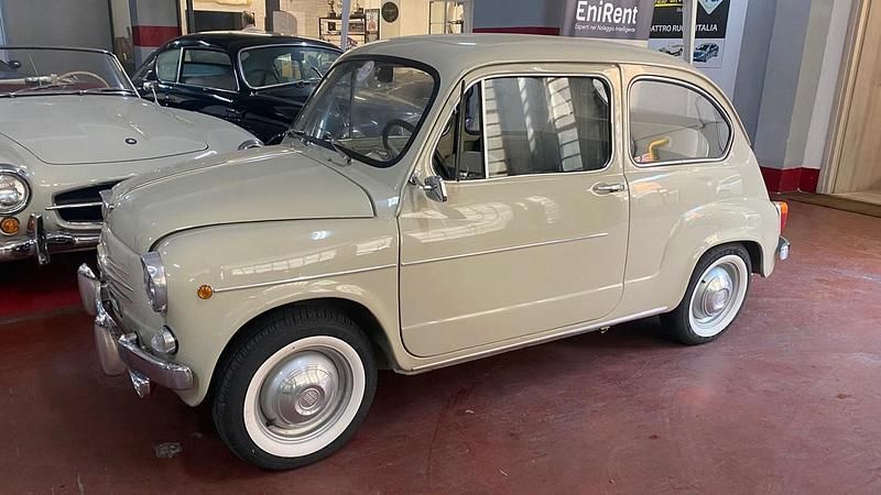 Usata Fiat 600 La Prima 31 CV (22 kW) 1964 Beige Utilitaria
