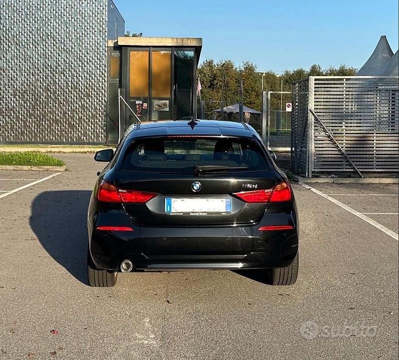 Usata BMW 116 Advantage 116 CV (85 kW) 2020 Nero Utilitaria