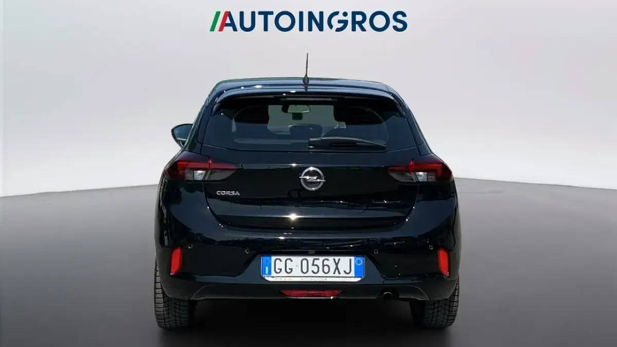 Usata Opel Corsa Elegance 101 CV (74 kW) 2021 Nero Utilitaria