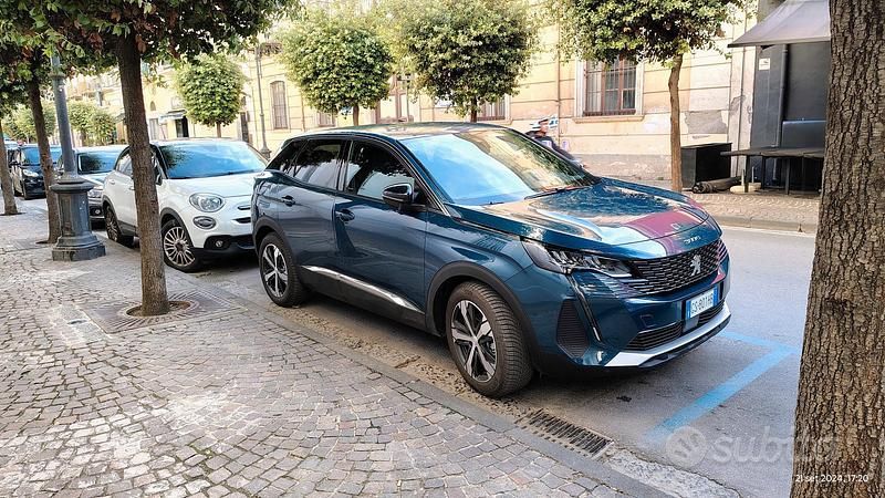 Usata Peugeot 3008 Allure 131 CV (96 kW) 2024 SUV