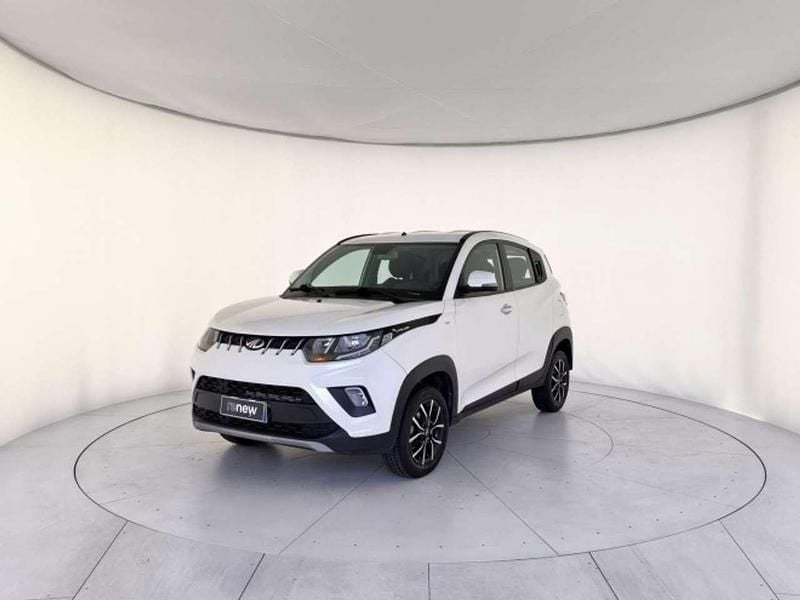 Usata Mahindra KUV100 87 CV (63 kW) 2020 Pearl white SUV