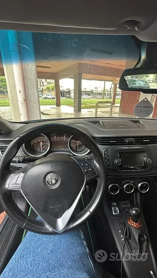 Usata Alfa Romeo Giulietta 120 CV (88 kW) 2016 Grigio Utilitaria