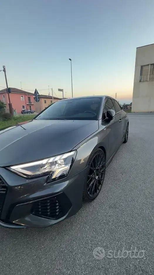 Usata Audi A3 Sportback S-Line 2021 Grigio Utilitaria