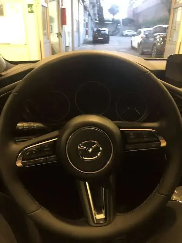 Usata Mazda 3 Center-Line 140 CV (102 kW) 2026 Bianco Berlina
