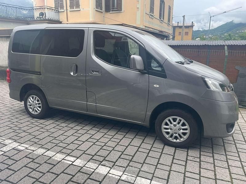 Usata Nissan NV200 90 CV (66 kW) 2011 Grigio Monovolume