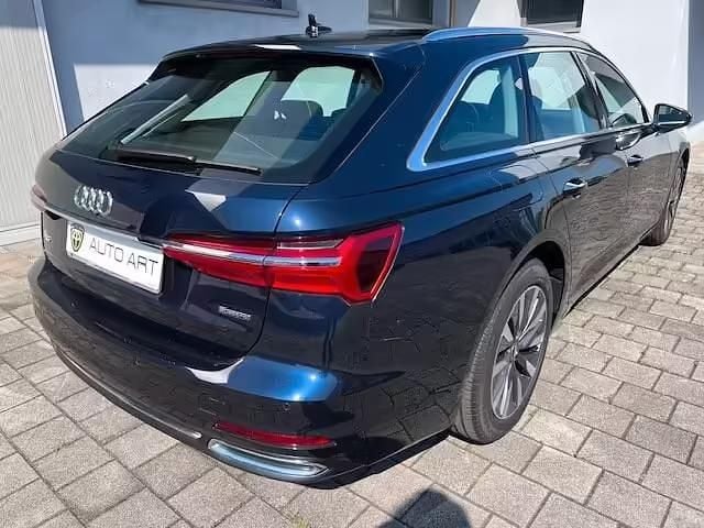 Usata Audi A6 Business 203 CV (149 kW) 2019 Blu Station wagon