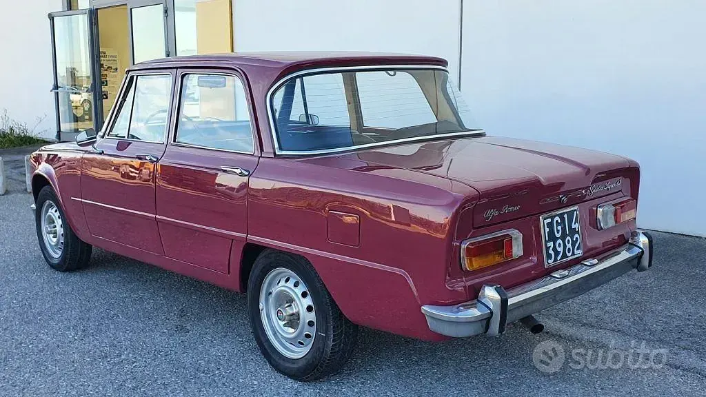 Usata Alfa Romeo Giulia Super 88 CV (64 kW) 1970 Utilitaria