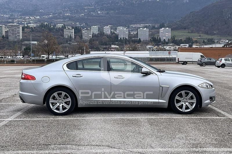 Usata Jaguar XF Premium Luxury 275 CV (202 kW) 2012 Grigio Berlina