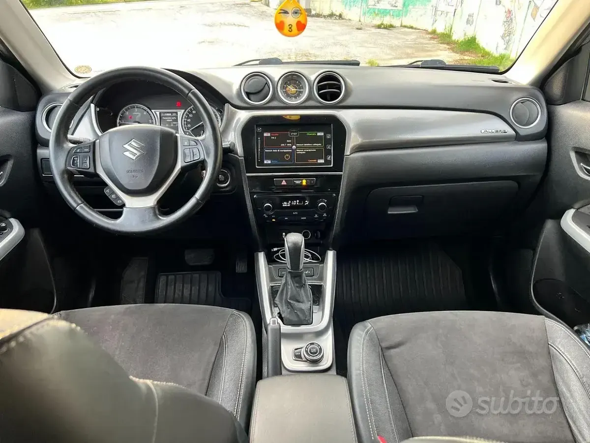 Usata Suzuki Vitara 120 CV (88 kW) 2018 Grigio SUV